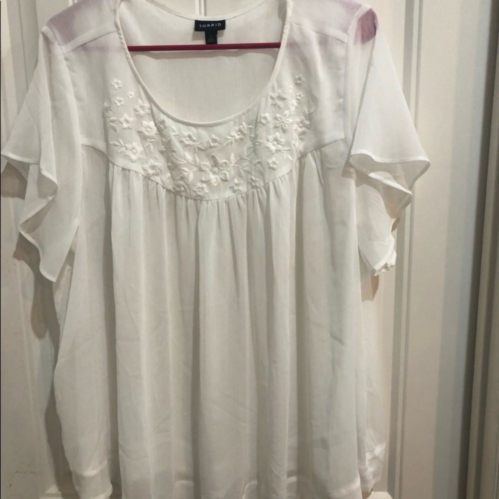 Torrid white blouse
